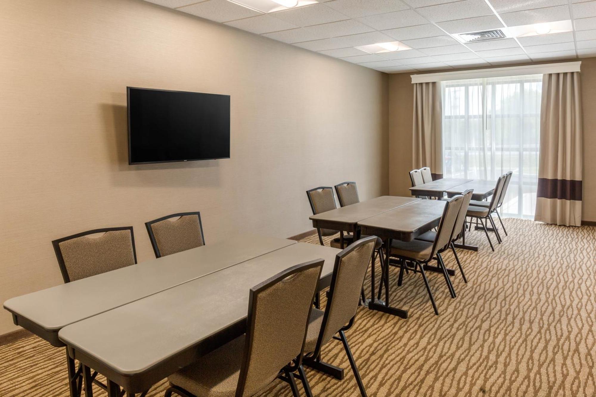 Comfort Inn & Suites Gap Amish Country Eksteriør billede