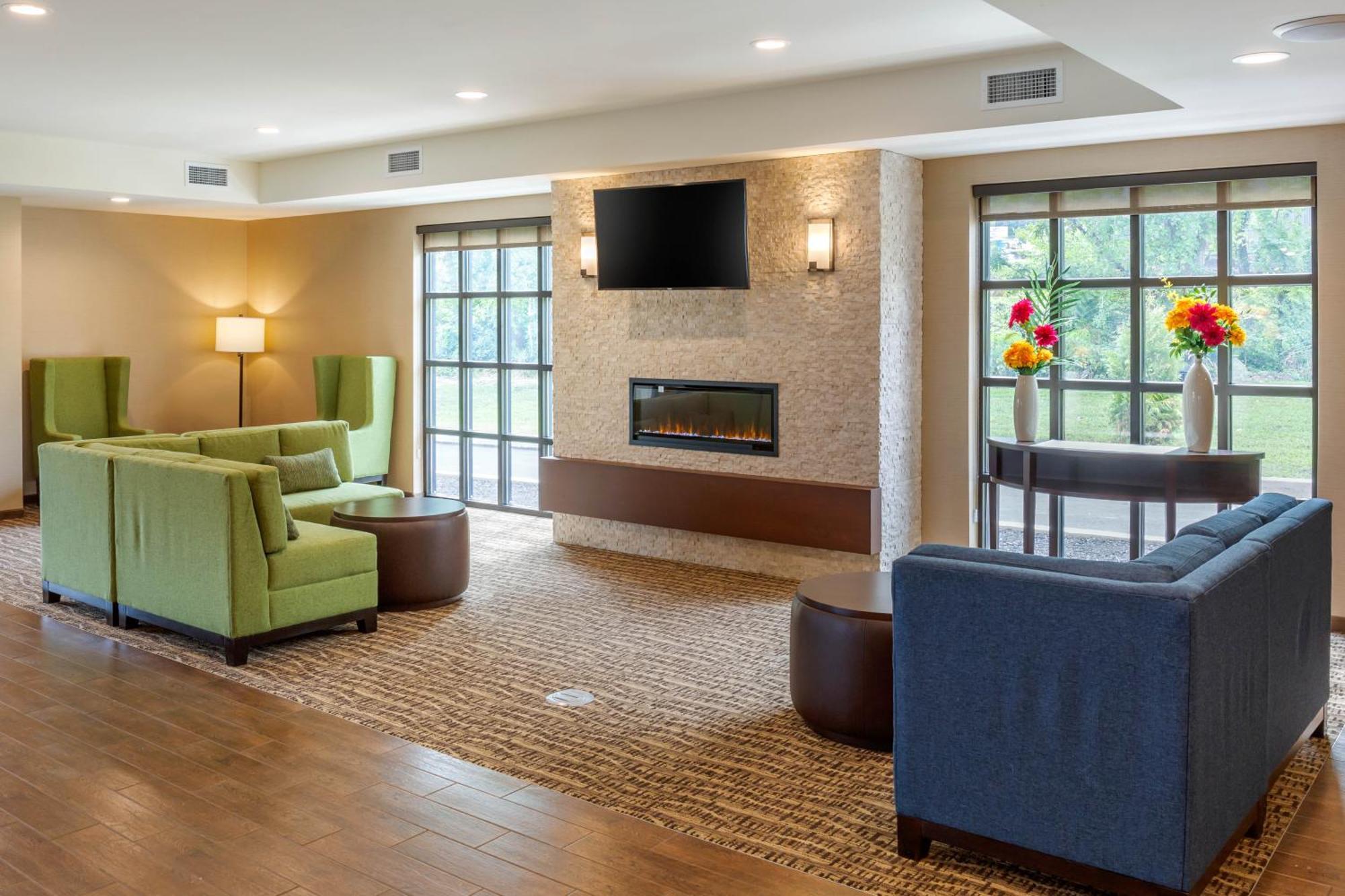 Comfort Inn & Suites Gap Amish Country Eksteriør billede